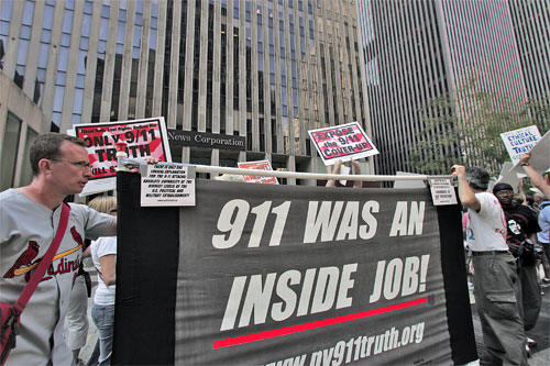 Mouvement pour la vérité à New York, devant l'immeuble de News Corporation