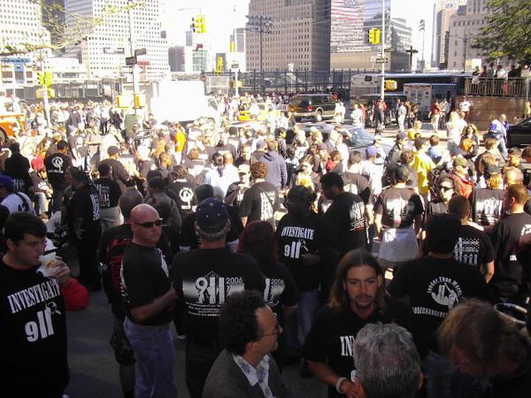 Mouvement pour la vérité à New York, devant Ground Zero